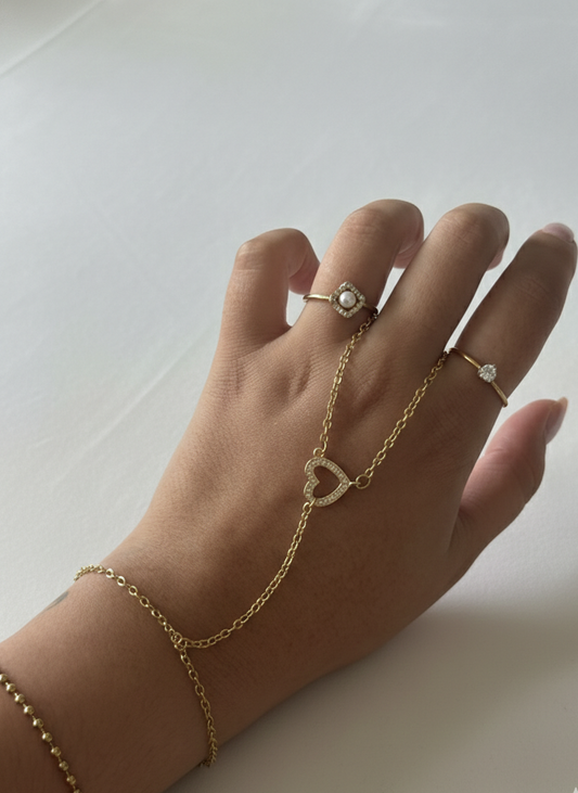 Mía Hand Chain