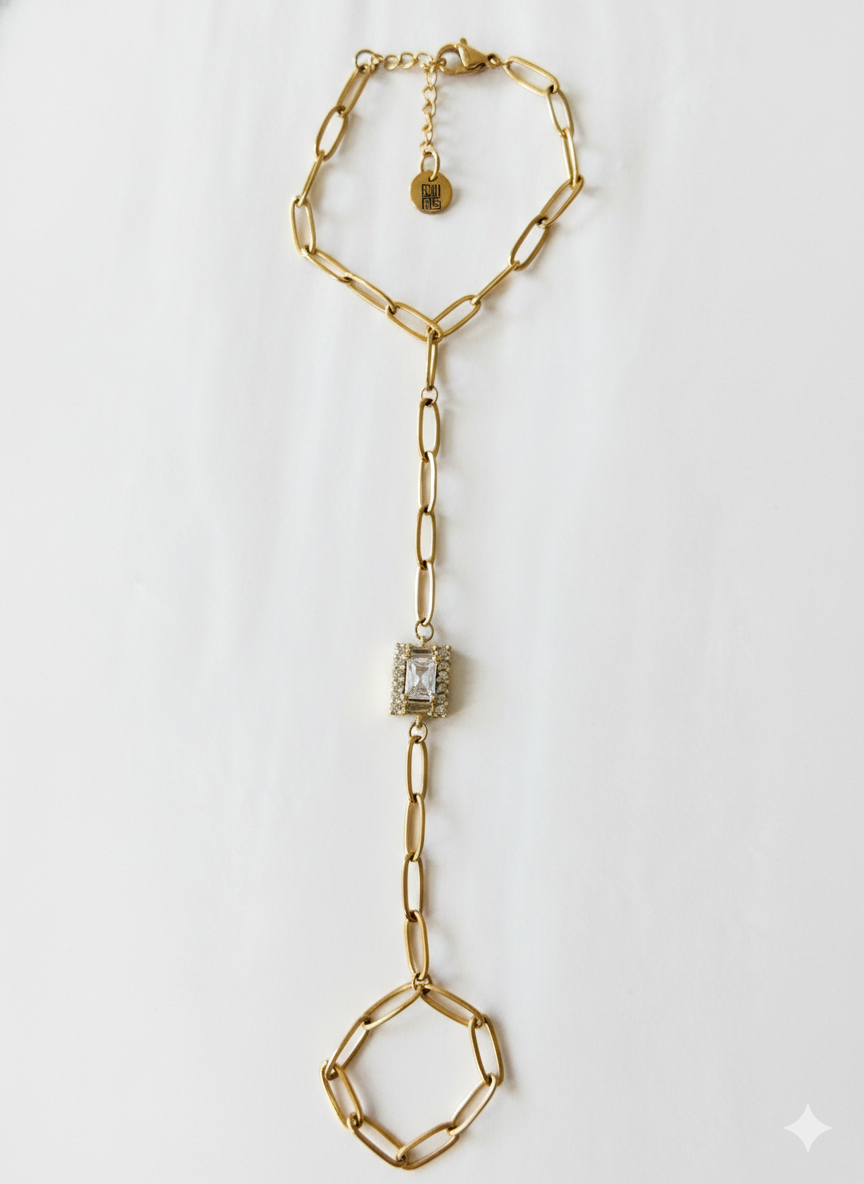 Elegant hand chain