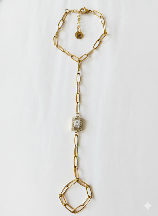 Elegant hand chain