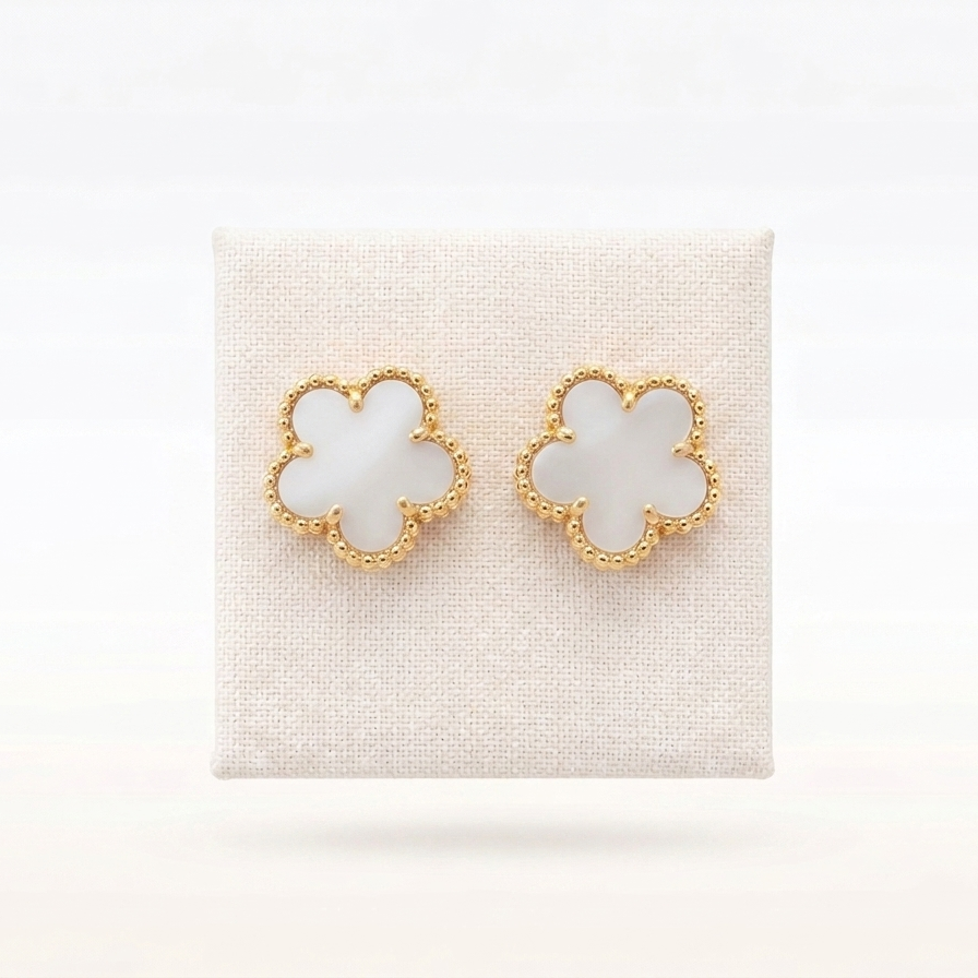 Flower Trébol 5 Leaves Studs